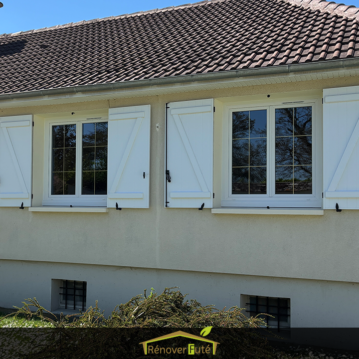 Fenêtres en PVC avec petits bois laiton