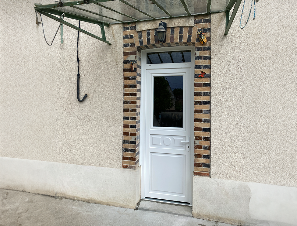 Porte d'entrée paysanne