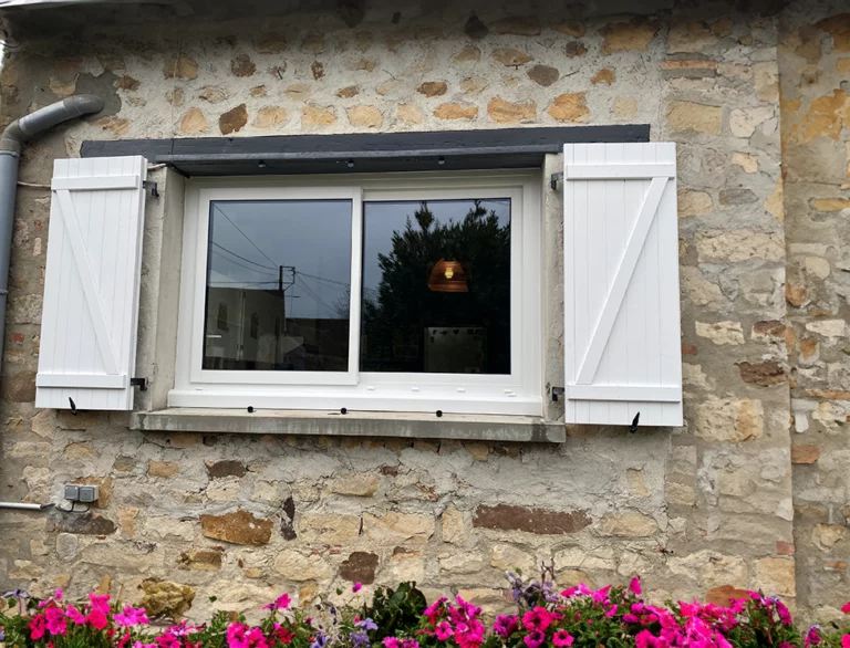 Coulissant et volet battant bois pre-peint