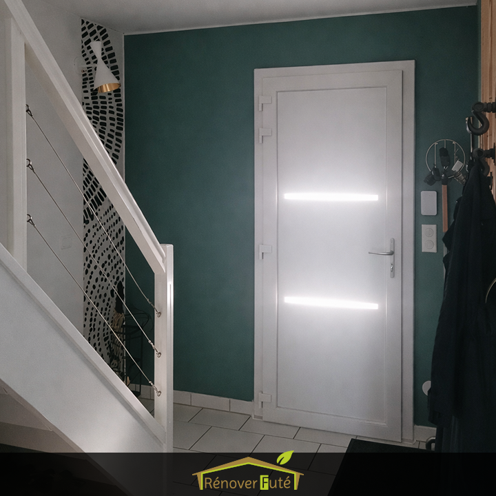 Vue intérieure de la porte d'entrée alu design gris anthracite